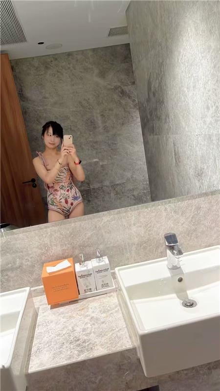 陕西-西安高新性感嫩妹yoyo-3.jpg