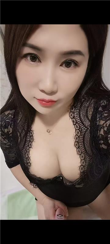 河南-郑州性感温柔川妹子