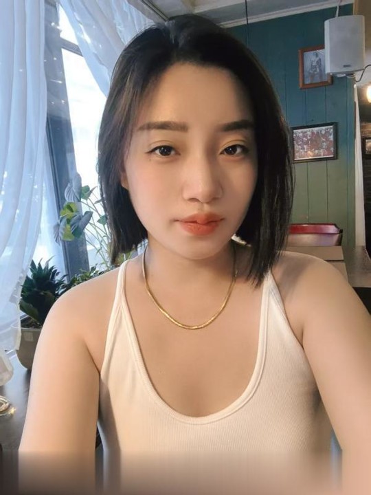 哈尔滨哈市淼燃.小姐姐高冷气质美女，皮肤雪白雪白